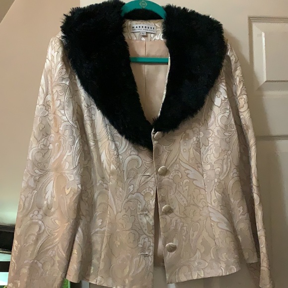 MADHOUSE Melissa Mcelrath/ Women’s pantsuit- jacket with black satin pants. - Picture 4 of 4